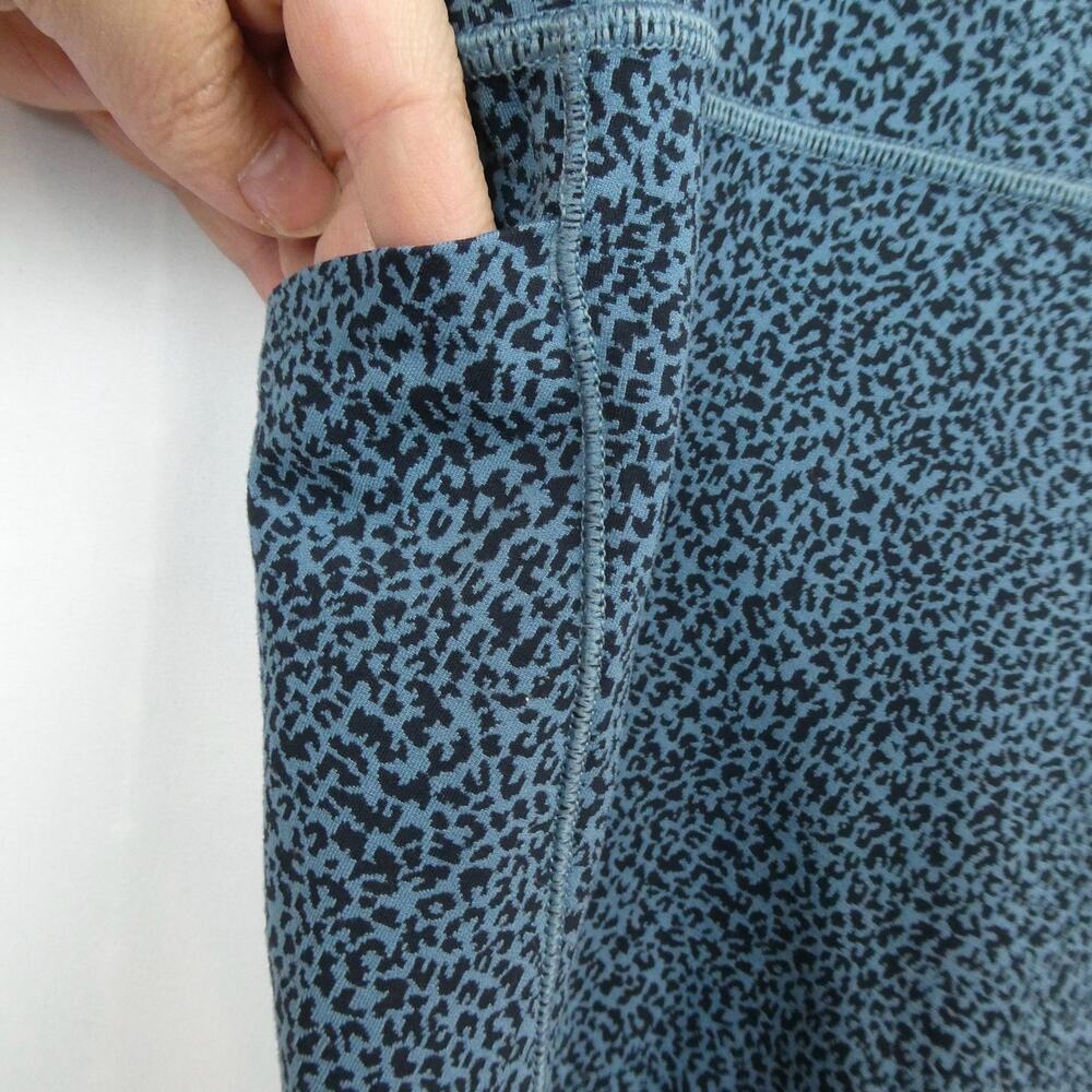 Athleta Salutation Stash II Textured Leggings Sz 2X Teal Leopard Tight 631936 - Picture 5 of 13